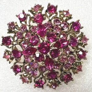 Lisner Domed Rhinestone Brooch Two-tone Pink‎ Faceted Layered Floral Signed